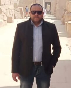 الدكتور محمد الطنوبي