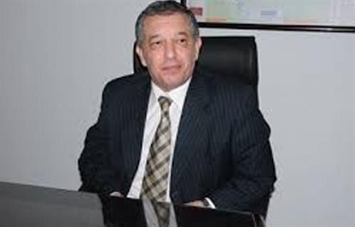 الحديدى أول رئيس لهيئة البترول يستقيل من منصبه احتجاجا على تصرفات الوزير