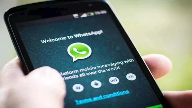 واتساب يطرح ميزة ترجمة الرسائل لنظامي