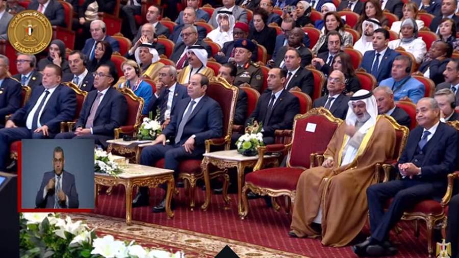 السيسي : 10 مليارات دولار خسائر مصر من سوء البنية الأساسية والطرق
