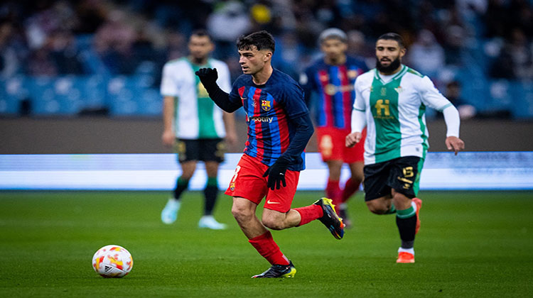 موعد مباراة ريال مدريد و برشلونة فى كلاسيكو ناري بالسوبر الإسباني