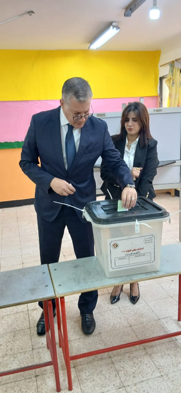 وزير البترول يدلي بصوته في انتخابات مجلس النواب 2025