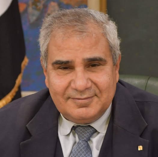  أسامة داود ينعي وفاة الكاتب الصحفي ثروت شلبي 