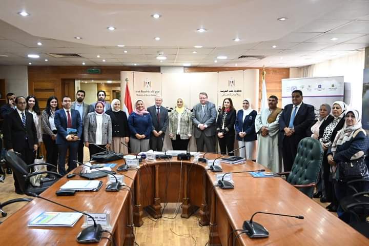 التضامن الاجتماعي : فرص جديدة عمل للشباب 