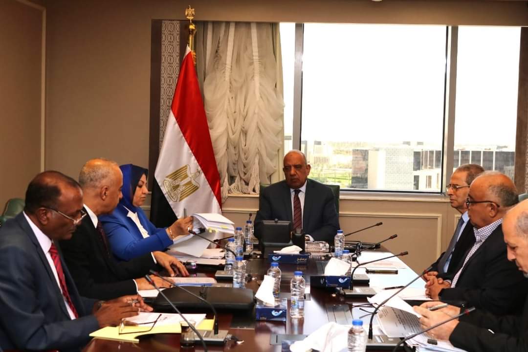 وزير الكهرباء يراجع خطة تشغيل المحطة الشمسية بالكريمات ومتطلبات التطوير 