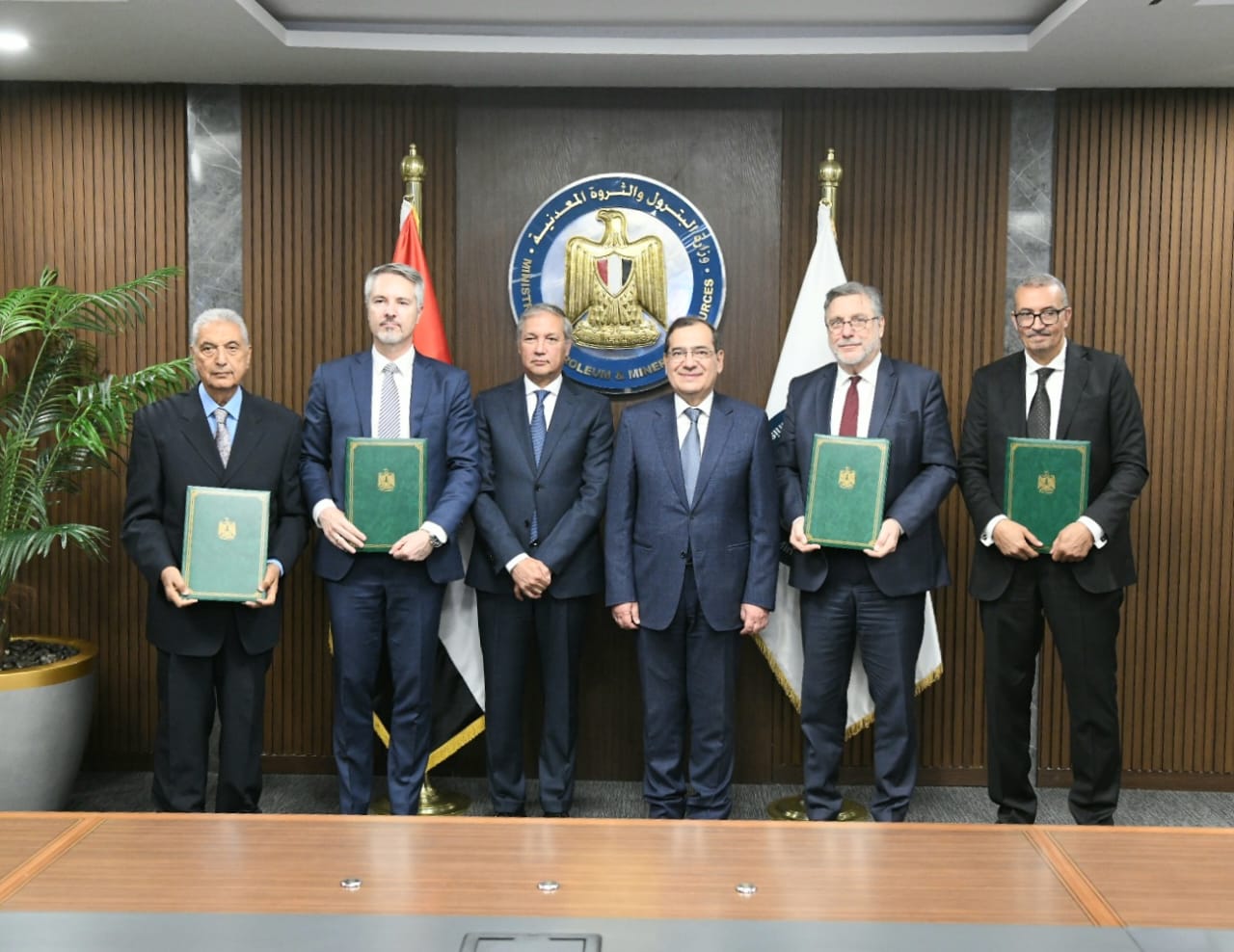 إنشاء شركة جديدة لتعظيم القيمة المضافة لخامات الفوسفات