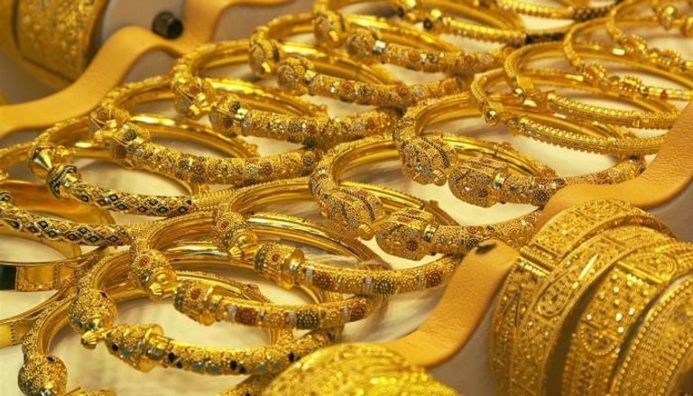 العيد يرفع أسعار الذهب بين 50 و100 جنيه