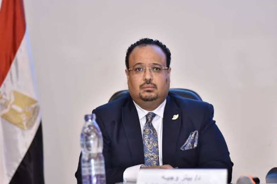 الدكتور بيتر وجيه رئيسا لقطاع الطب العلاجي بوزارة الصحة
