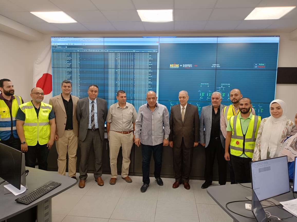 وزير الكهرباء يطلب تقريرا حول الحمل الأقصى لشبكات منطقة الحلمية