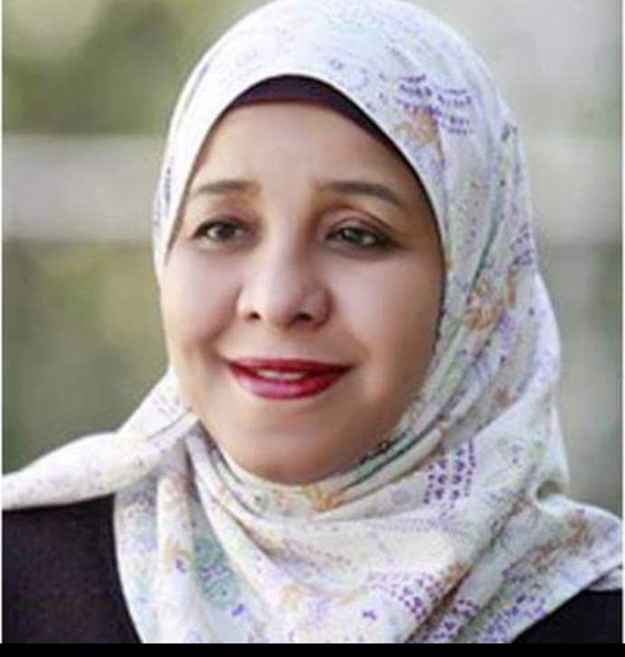 وزير البترول ينعى سناء مصطفي نائب رئيس تحرير 
