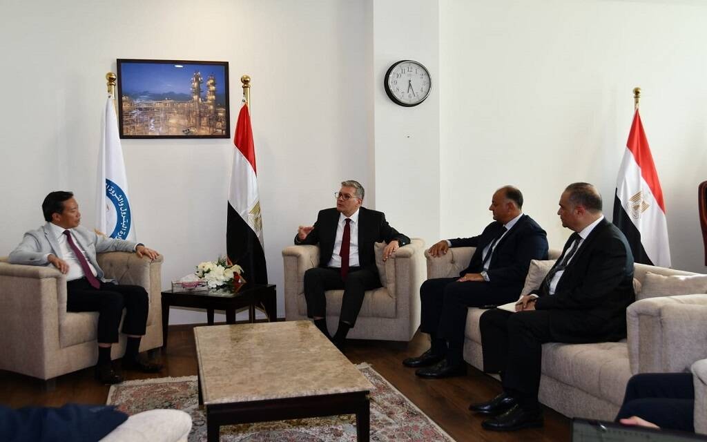 البترول: