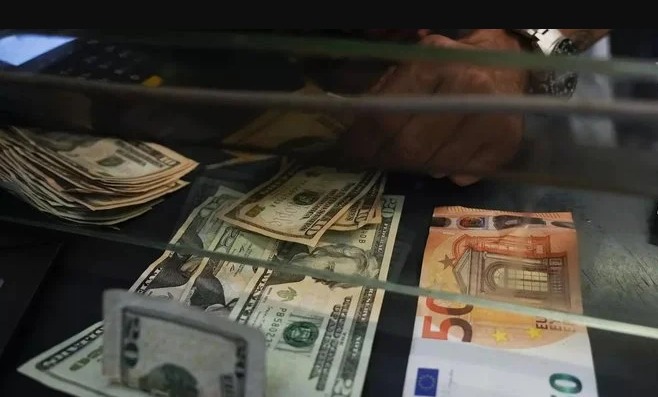الدولار يرتفع 10 قروش إلى 48.87 جنيه بتعاملات 4 أغسطس 2024  