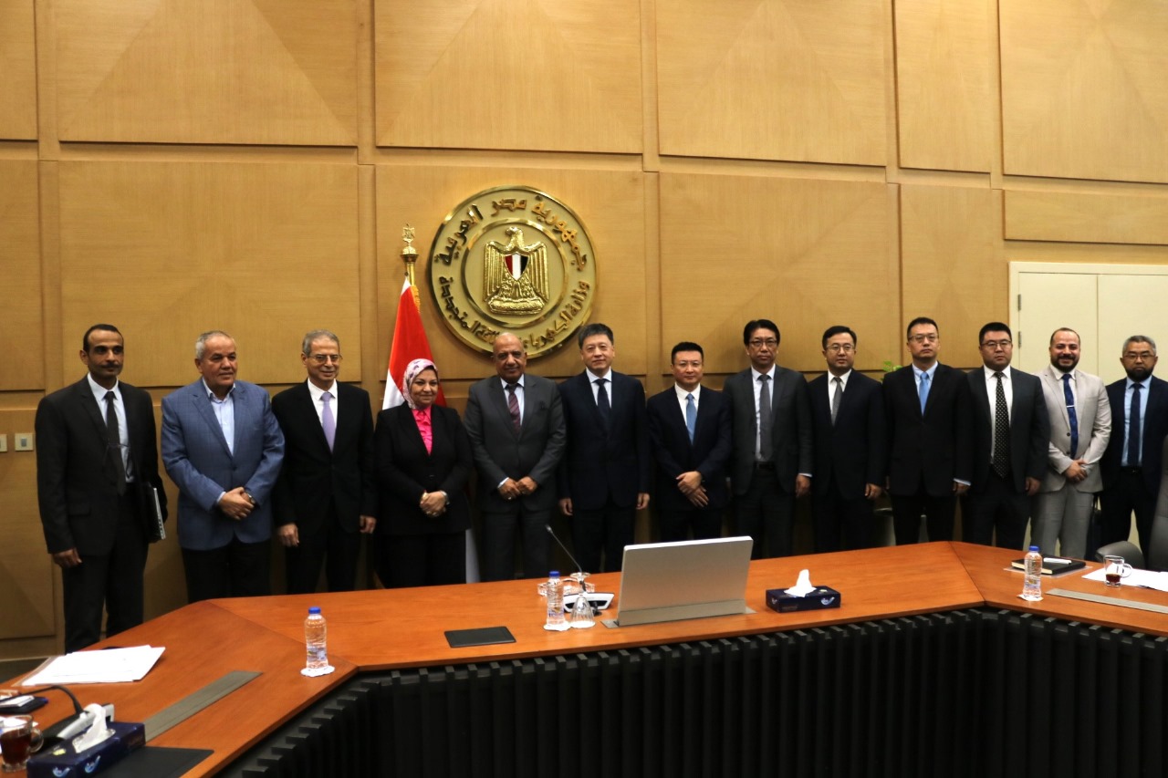 عصمت : نستهدف الوصول إلى أكثر من 42٪ من الطاقة المتجددة