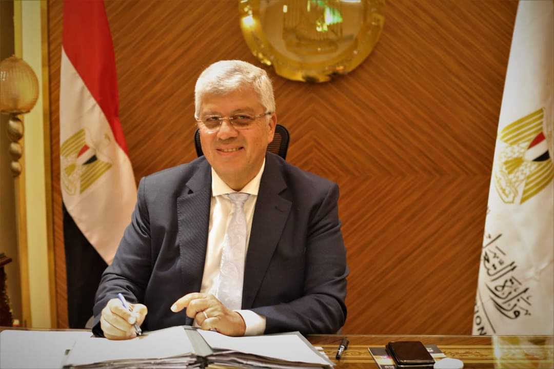 التعليم العالي : إضافة كليات جديدة بجامعة اللوتس