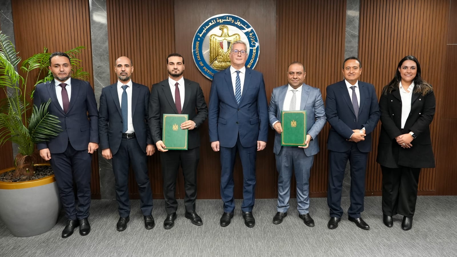   البترول توقع مذكرتي تفاهم وتقديم الخبرات الفنية المصرية لقطاع الطاقة السورى 