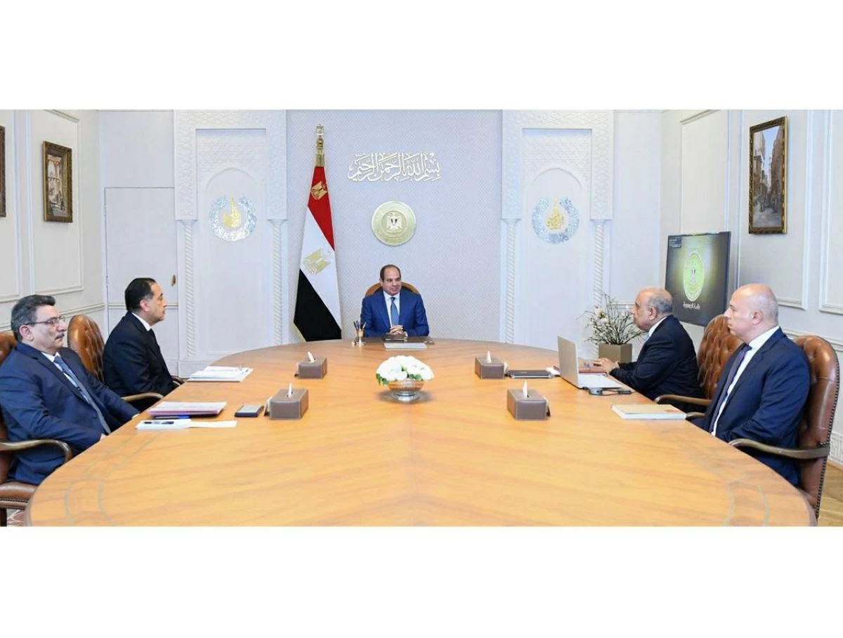 الرئيس يؤكد ضرورة التوسع بمشروعات الطاقة الجديدة والمُتجددة