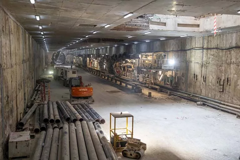 النقل : إنجاز محطات الكبير والرماية والأهرامات بالخط الرابع لمترو الأنفاق قبل 1 نوفمبر