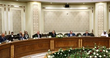 مدبولي : مصر خفضت مستحقات شركاء البترول الأجانب من 6.1 إلى 1.3 مليار دولار 