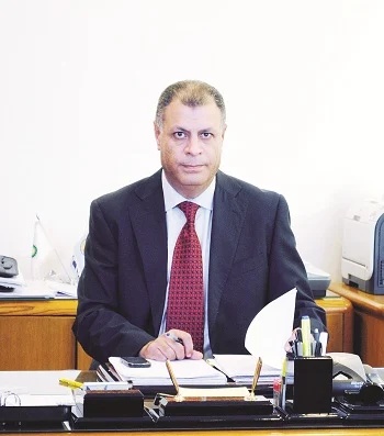 الكيميائي سعد ابوالمعاطي ينعي المهندس عابد عز الرجال