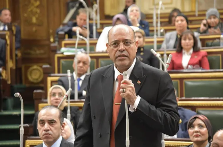 وزير العمل : العلاوة 3% من الأجر التأميني أفضل للعامل من 7% من الأساسي