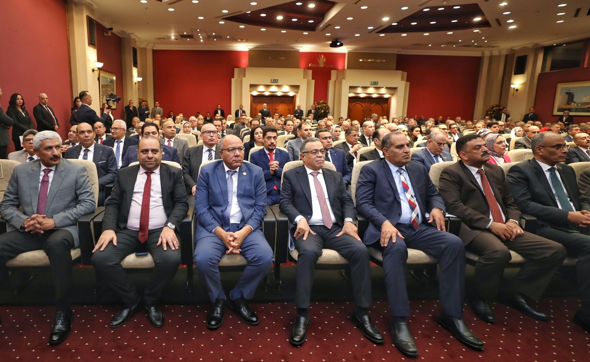 وزير البترول يلتقى وكلاء الوزارة ورؤساء الهيئات والقوابض ورؤساء شركات القطاع