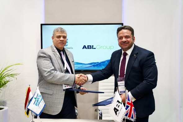 خدمات البترول البحرية تطلق خدمة تحريك الحفارات البحرية بالبحر الأحمر وخليج السويس