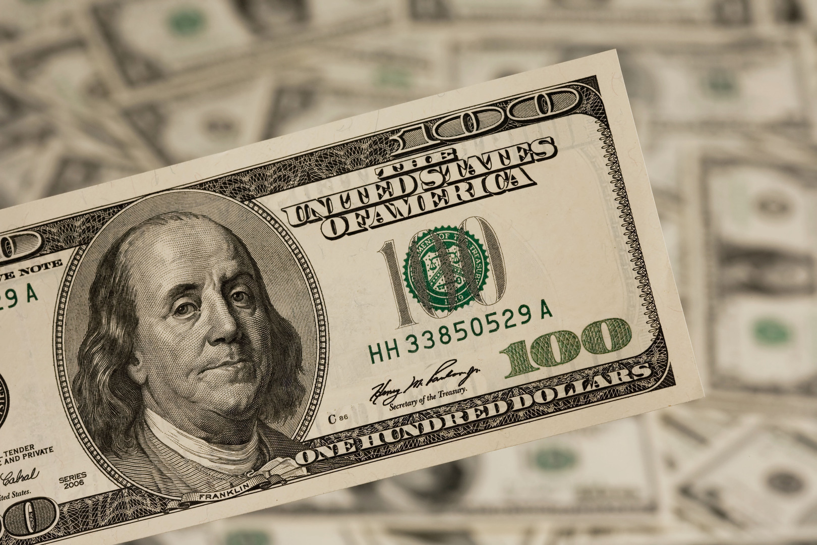 انخفاض أسعار الدولار اليوم الاثنين 15 يناير 2024