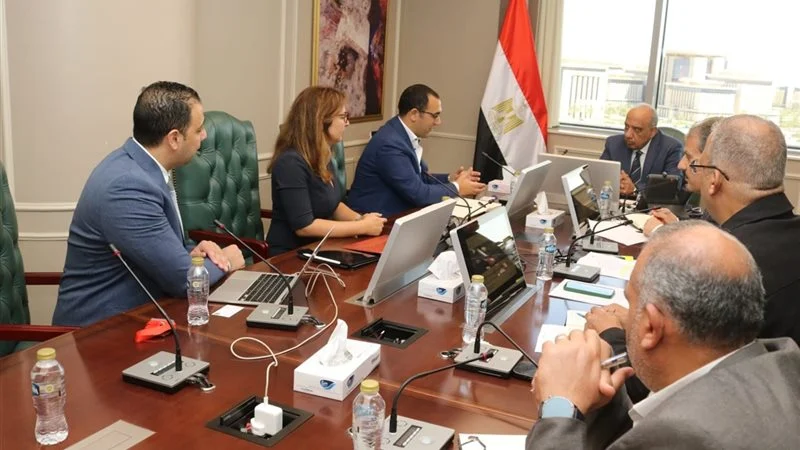 وزير الكهرباء يوجه بتفعيل منصات رقمية لإدارة اتفاقيات شراء الطاقة المتجددة