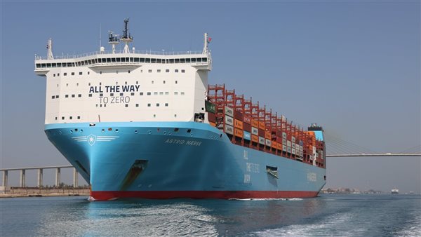 قناة السويس تلغي تخفيض رسوم عبور الحاويات الكبيرة من الغد 7 أبريل