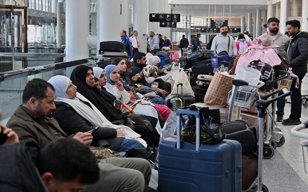 تراجع خسائر شركات الطيران مع استئناف الرحلات من الشرق الأوسط