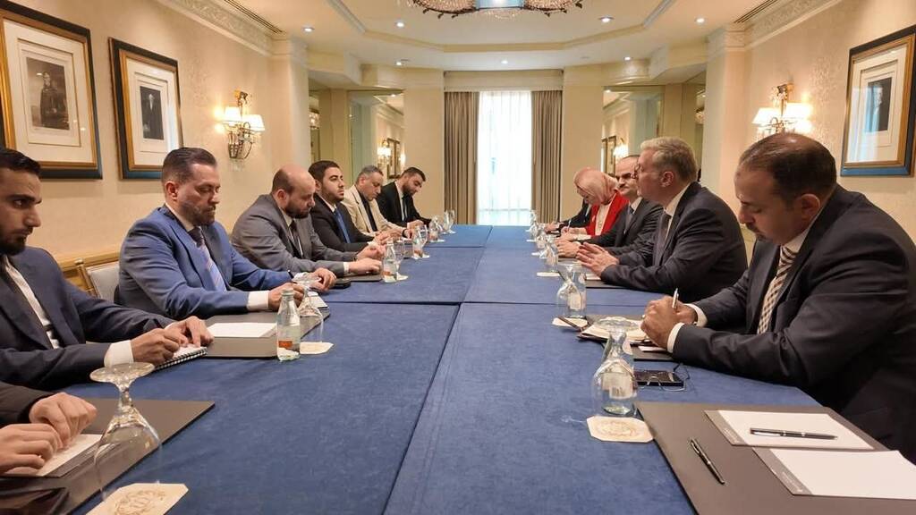 وزير البترول يبحث مع نظيره السوري دعم تعافي قطاع الطاقة بسوريا