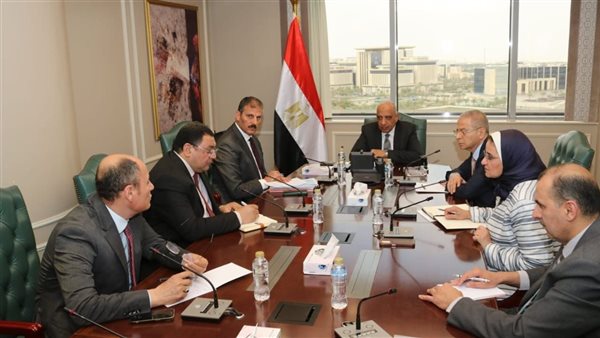 وزير الكهرباء يتابع مخزون الوقود بمحطات الطاقة وتكثيف التنسيق مع البترول