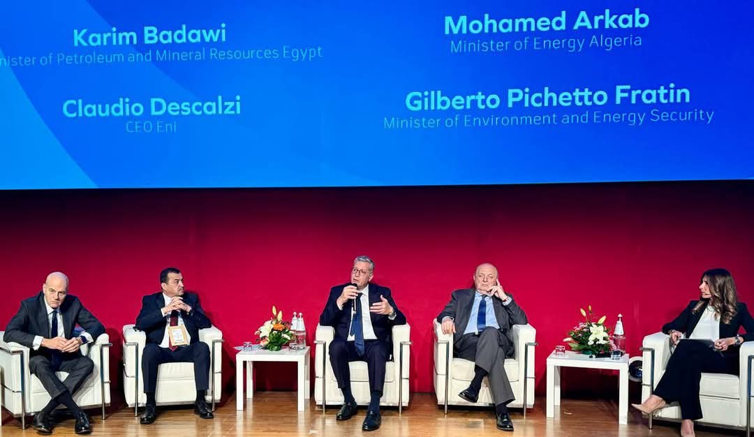 وزير البترول يستعرض خطط مصر المستقبلية بمجال الطاقة أمام مؤتمر بإيطاليا