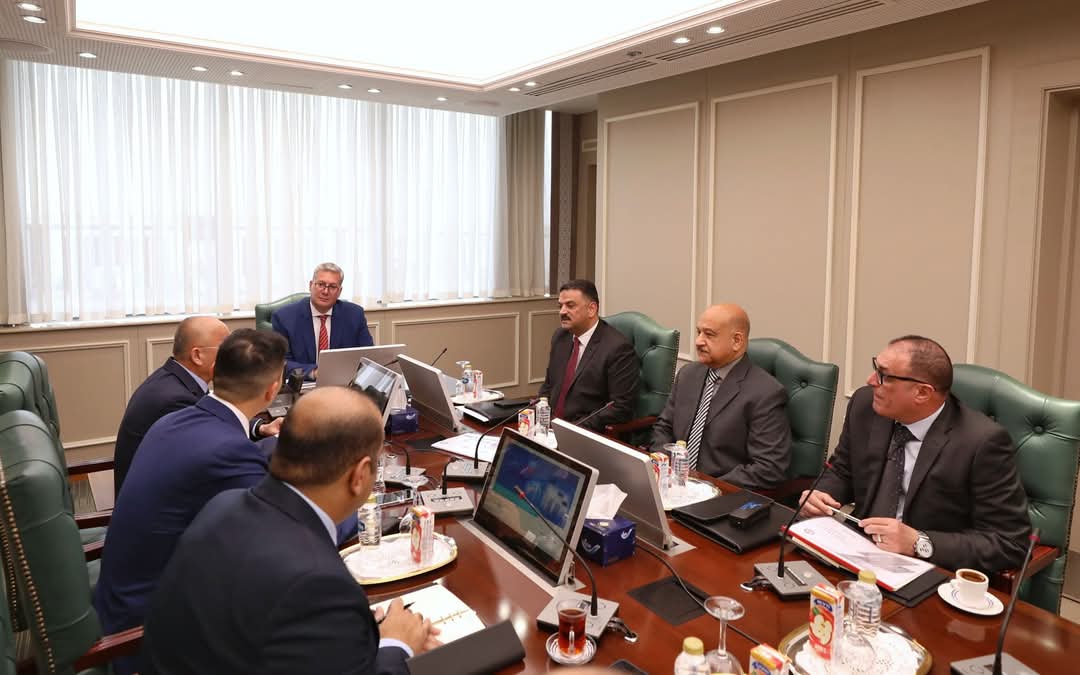 وزير البترول يبحث فرص استثمار القطاع الخاص الصيني بمحال التعدين بمصر