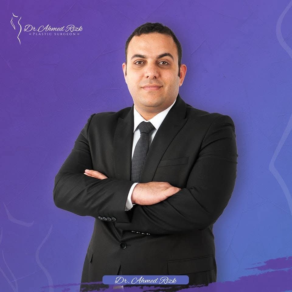 تجديد تكليف الدكتور أحمد رزق نائباً لرئيس أمانة المراكز الطبية المتخصصة 