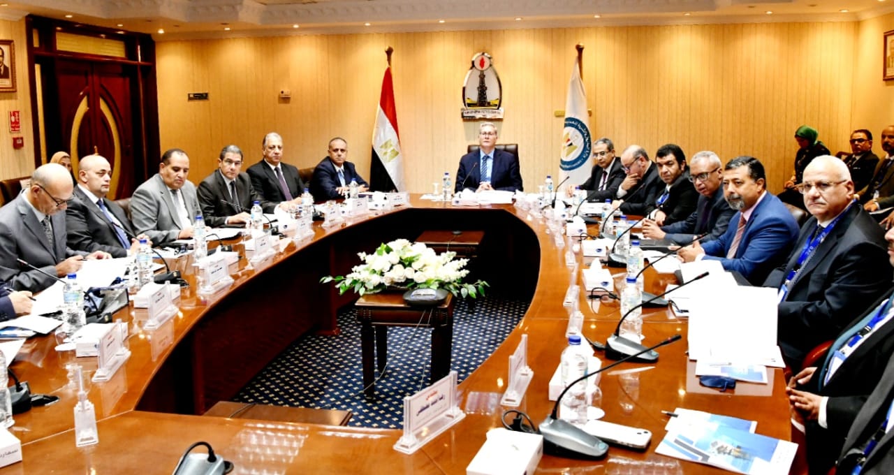 عمومية العامة للبترول : 35 مليون برميل زيت إنتاج و 4.4 مليارا استثمارات