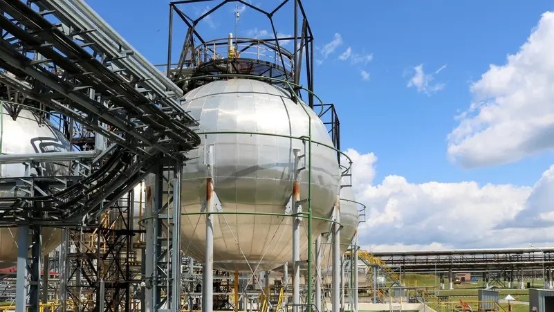 مصر تدرس إطلاق مشروع للأمونيا الخضراء بـ 5 مليارات دولار