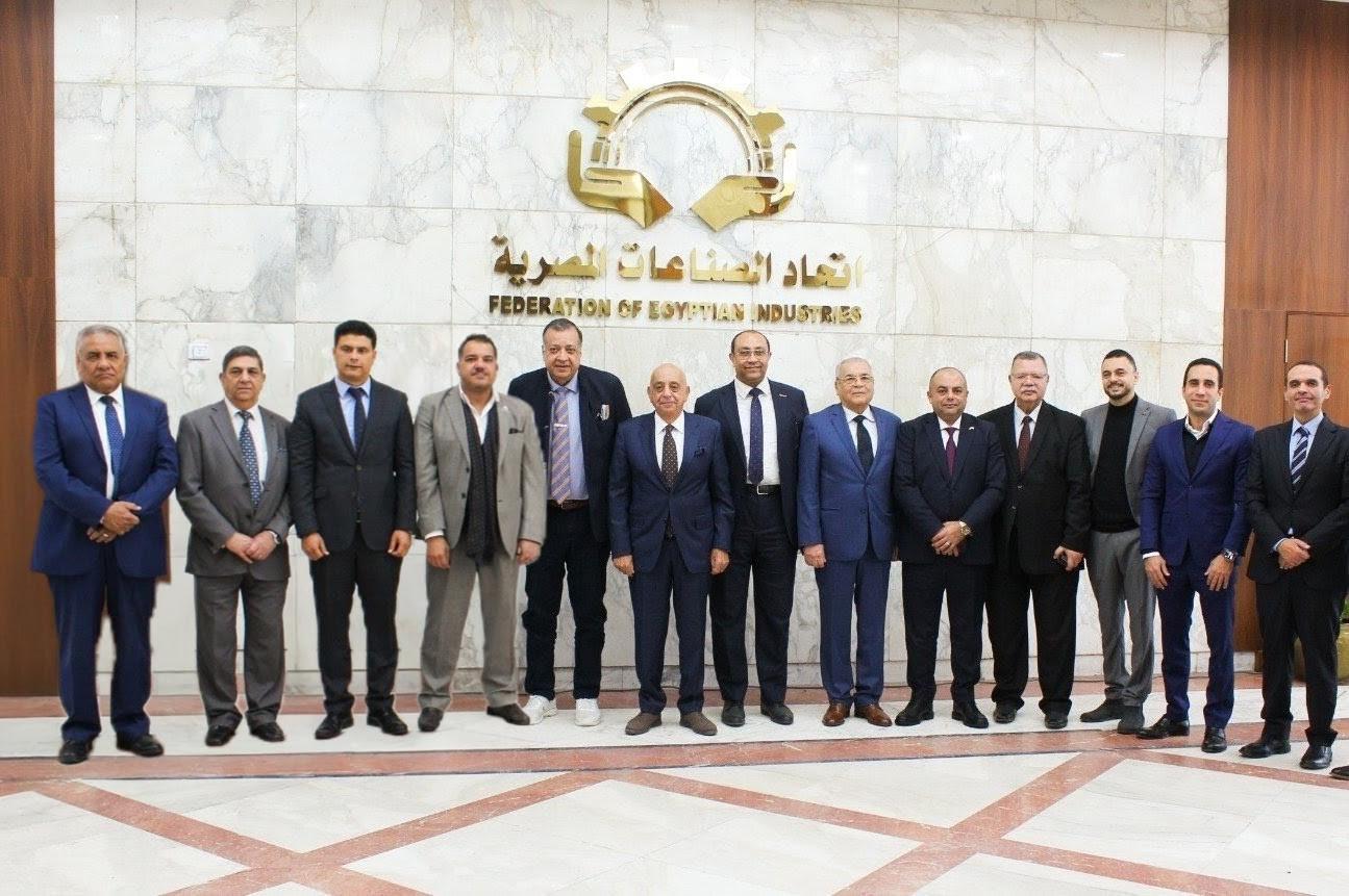 غرفة البترول والتعدين تبحث ملفات الاستثمار وتصدير الفوسفات والشراكة مع الصين