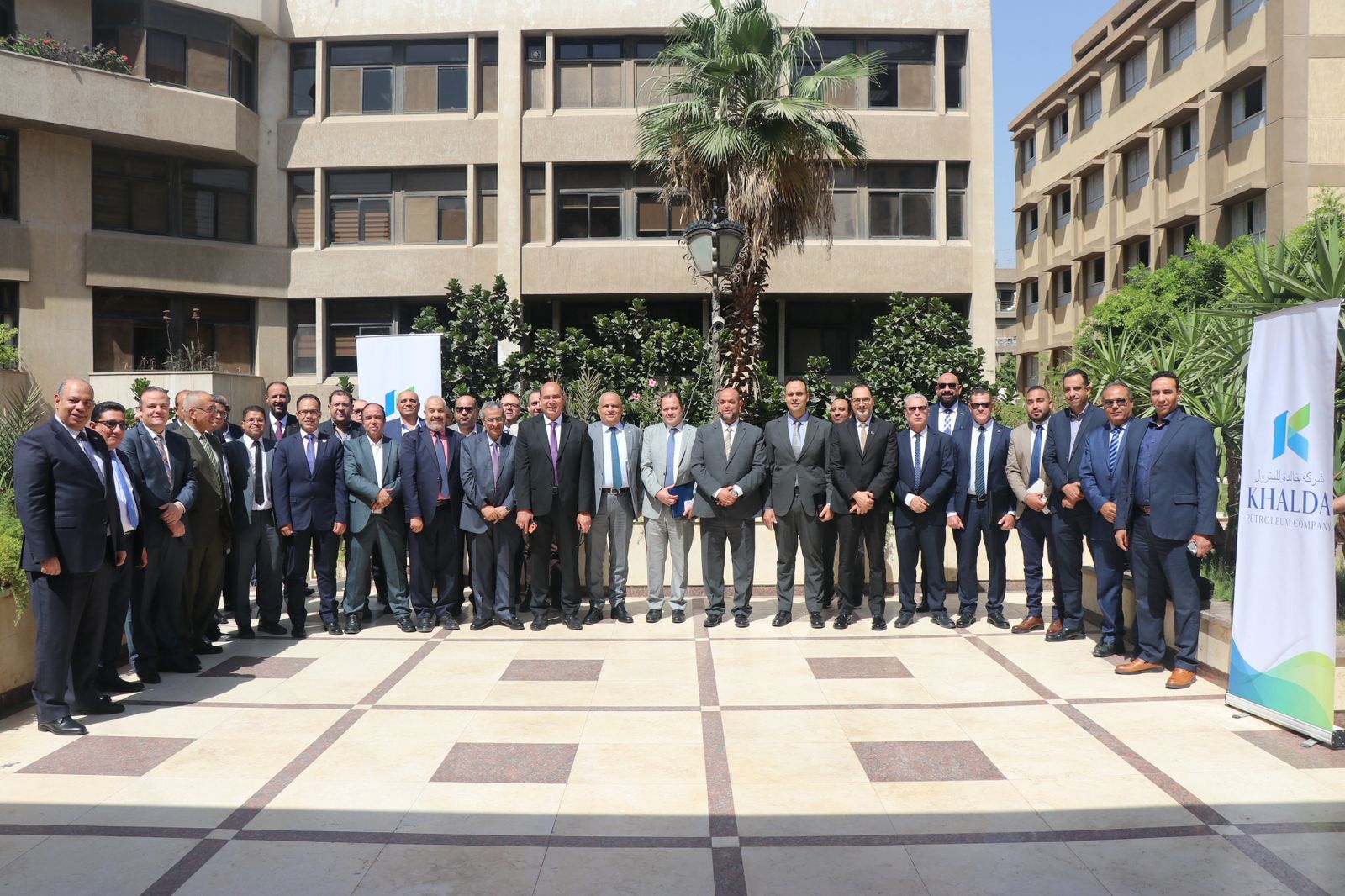خالدة للبترول تستضيف اجتماعات اللجنة الجغرافية الرئيسية لشركات الصحراء الغربية