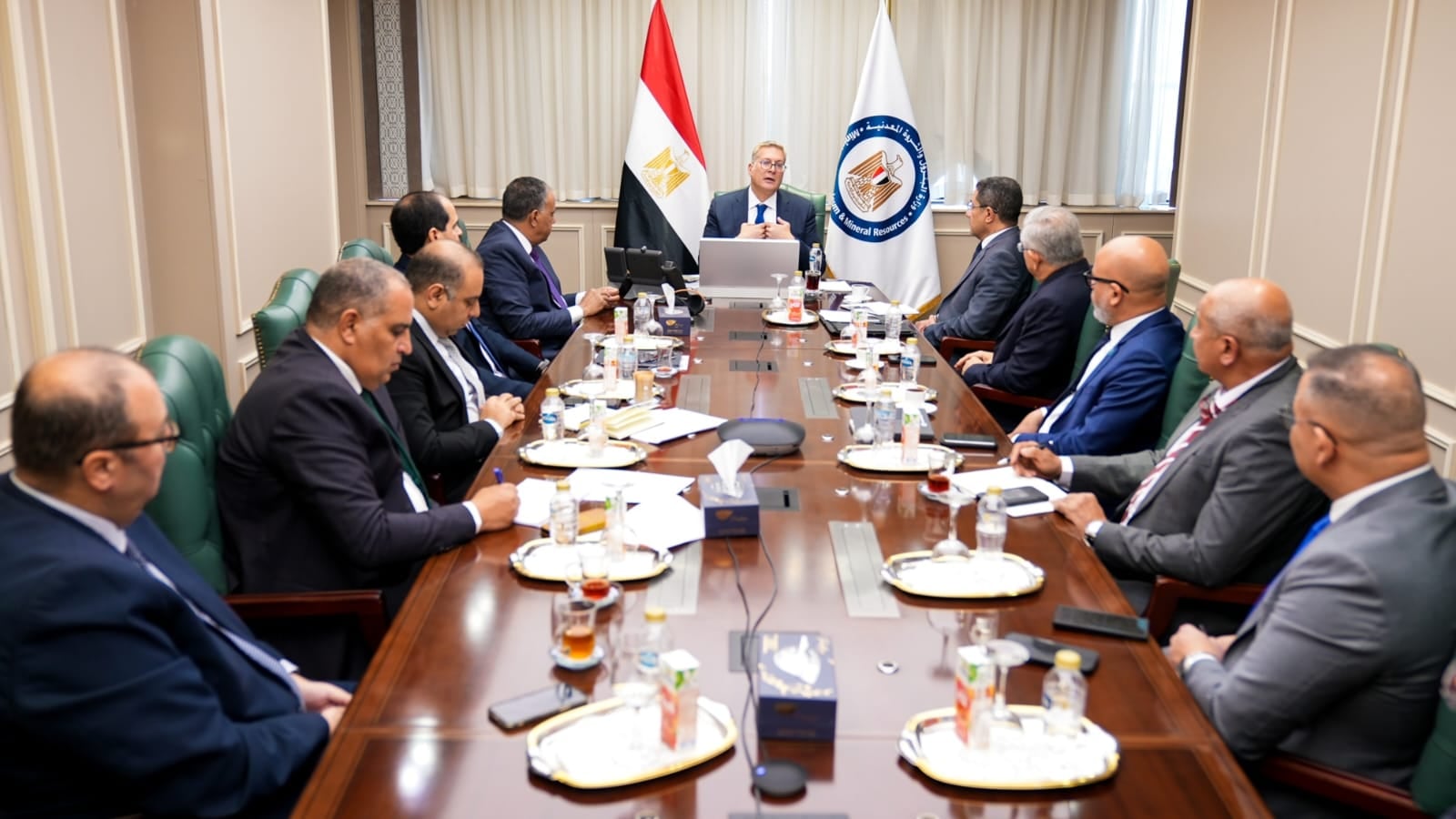  وزير البترول يبحث آليات تطوير تكنولوجيا الحفر لمضاعفة الإنتاج 