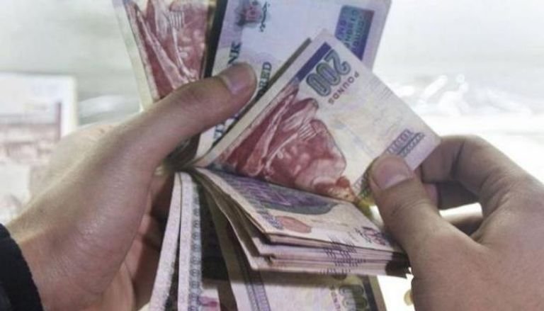 موعد صرف معاشات المعلمين والزيادة الاستثنائية للمحامين