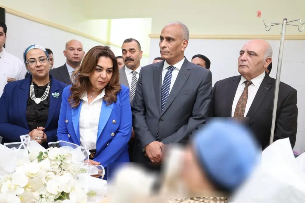 وزيرة التنمية المحلية تزور رئيسة قرية تفتيش أبوسكين بكفرالشيخ