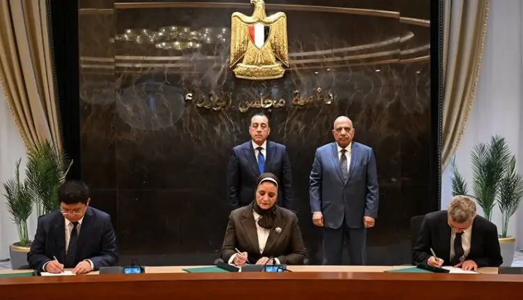 الكهرباء توقع مذكرة مع ساني الصينية لإنشاء أول مصنع لتوربينات الرياح بمصر