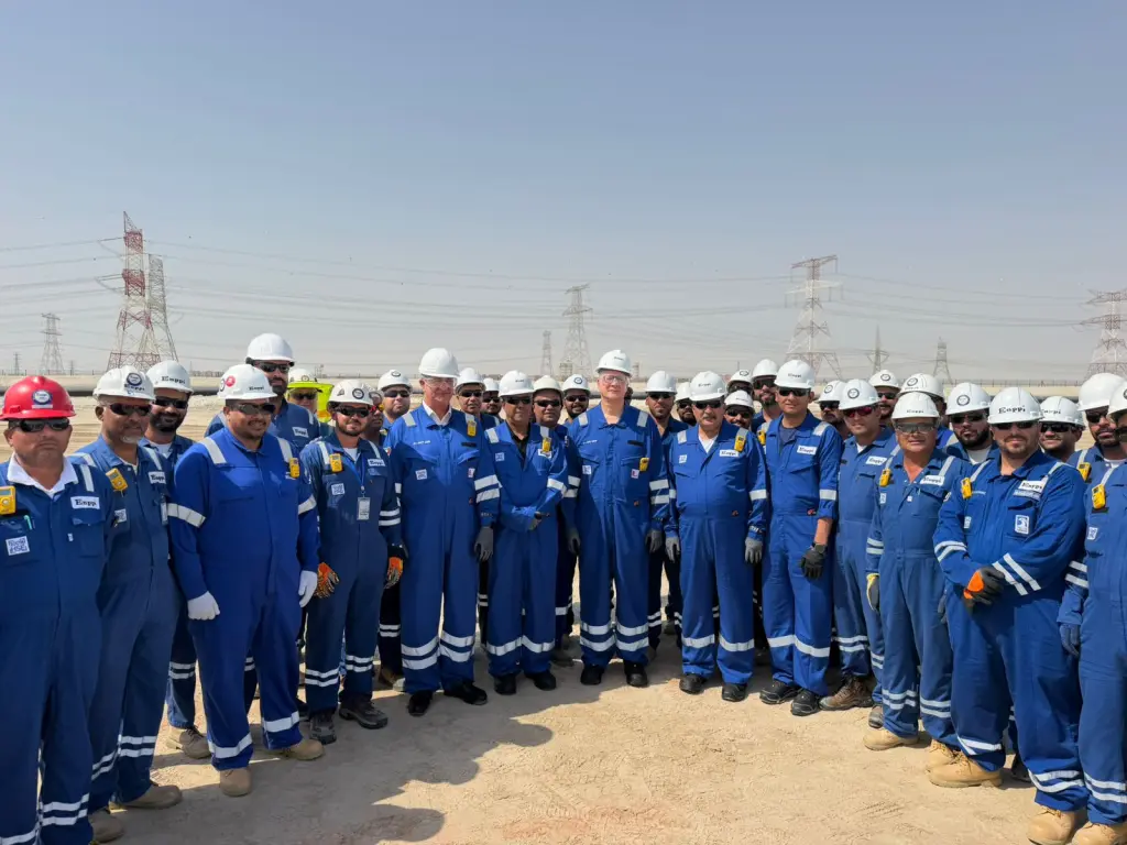 وزير البترول يتفقد مشروعات إنبي في الإمارات ويشيد بالكفاءات المصرية
