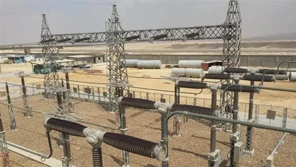 إنشاء محطة محولات جديدة لتوفير التغذية الكهربائية للمنطقة الصناعية بالعين السخنة
