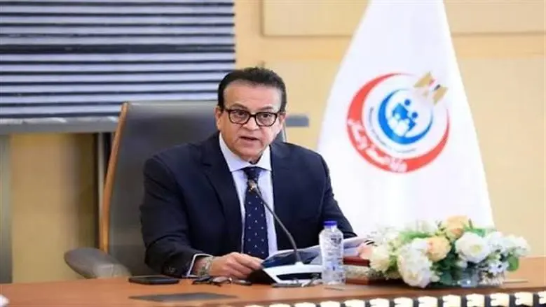 وزير الصحة يعتمد حركة مديري ووكلاء مديريات الشئون الصحية