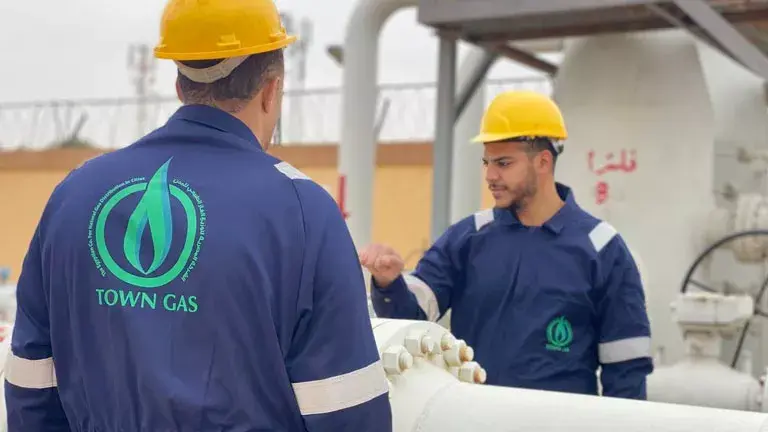 تاون جاس: السيطرة على كسر بخط غاز الإسماعيلية بسبب أعمال حفر دون تنسيق