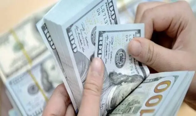 أعلى سعر للدولار في البنوك عند 49.89 جنيهاً الأحد 9 أغسطس 2026