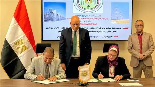 المصرية لنقل الكهرباء توقع عقدين مع الخرافي ناشيونال لتوسعة محطتي غرب بكر وأبيس 