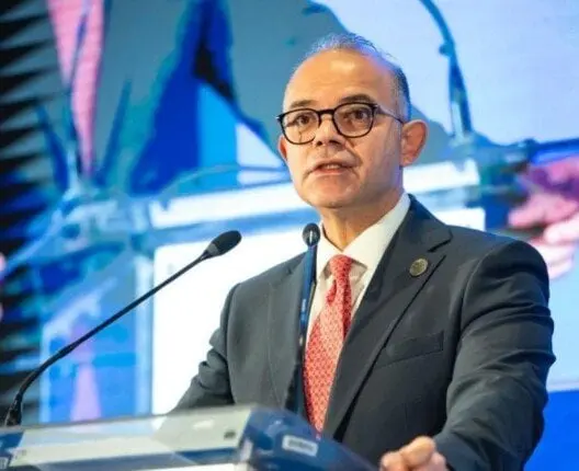 وزير الاستثمار يعلن إلغاء رسم الصادر على صادرات الأسمدة الأزوتية في مصر